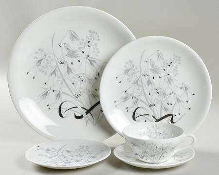 Wild Oats Bone China 40 Piece Estate Set
