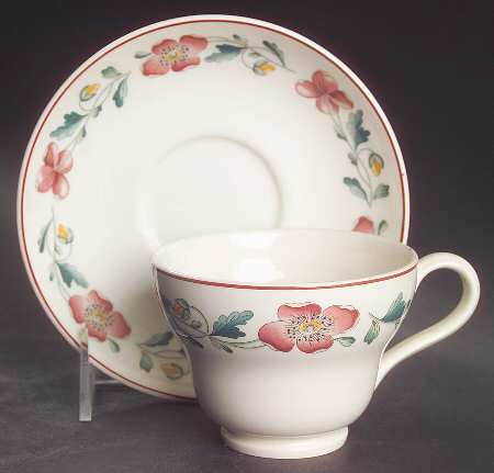 Wild Poppy Footed Cup & Saucer Set