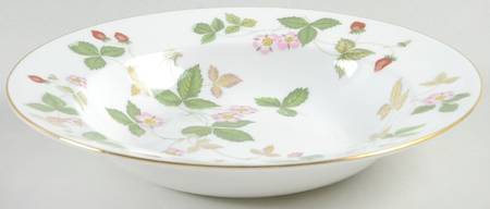 Wild Strawberry (Bone & Oven To Table) Rim Soup Bowl