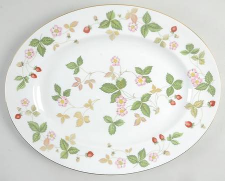 Wild Strawberry (Bone & Oven To Table) 14" Oval Serving Platter