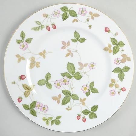 Wild Strawberry (Bone & Oven To Table) Dinner Plate