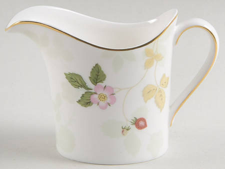 Wild Strawberry (Bone & Oven To Table) Mini Oval Creamer
