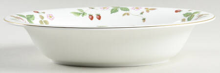 Wild Strawberry (Bone & Oven To Table) 9" Oval Vegetable Bowl