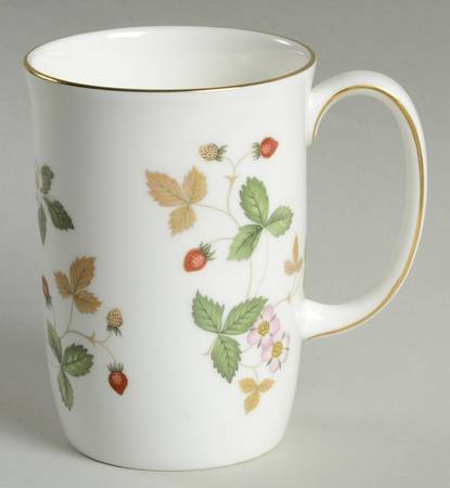 Wild Strawberry (Bone & Oven To Table) Mug