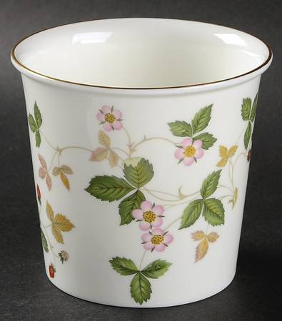 Wild Strawberry (Bone & Oven To Table) Flower Pot
