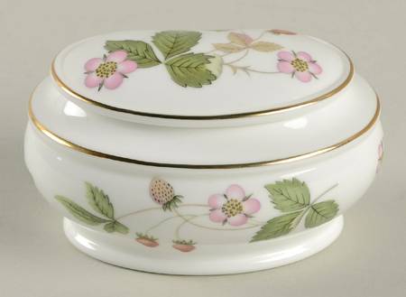 Wild Strawberry (Bone & Oven To Table) Pearl Box & Lid