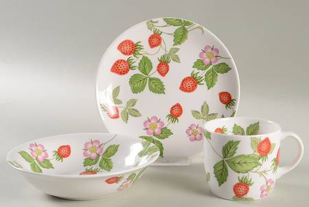 Wild Strawberry (Bone & Oven To Table) (3 Piece) Child's Set
