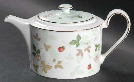 Wild Strawberry (Bone & Oven To Table) Mini Delphi Teapot & Lid