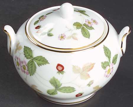 Wild Strawberry (Bone & Oven To Table) Mini 146 Shape Sugar Bowl & Lid