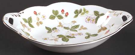 Wild Strawberry (Bone & Oven To Table) 7" Winsor Tray