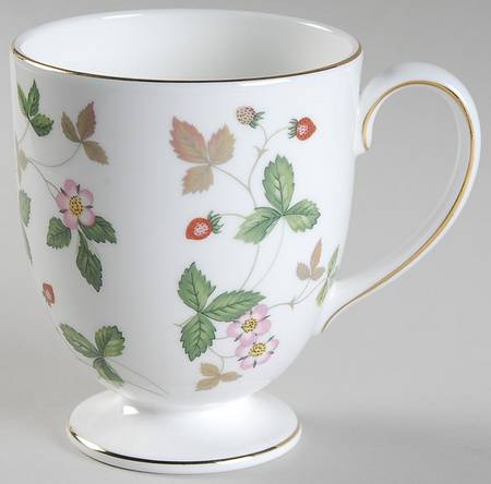Wild Strawberry (Bone & Oven To Table) Footed Mug