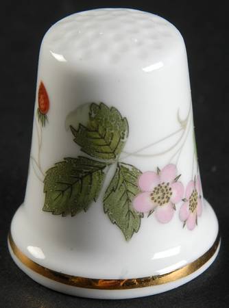 Wild Strawberry (Bone & Oven To Table) Thimble