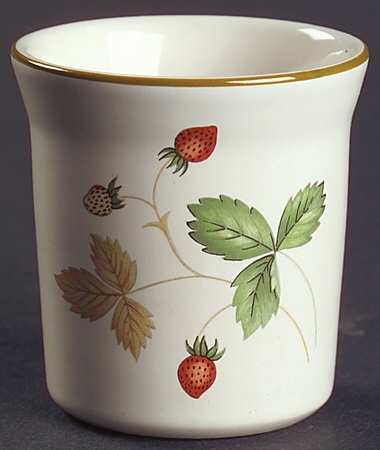 Wild Strawberry (Earthenware) Single Egg Cup by Wedgwood