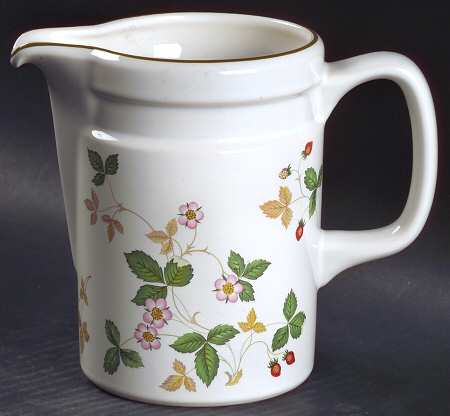Wild Strawberry (Earthenware) 16 Oz Pitcher