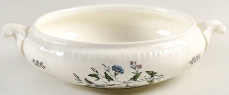 Williamsburg Wild Flowers Round Vegetable No Lid