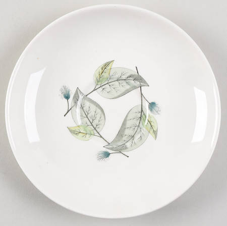 Woodbury Saucer for Oversized Cup