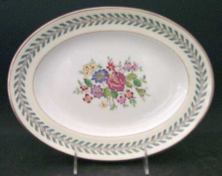 Woodstock (Gold Trim) 11" Oval Serving Platter