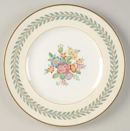 Woodstock (Gold Trim) Luncheon Plate