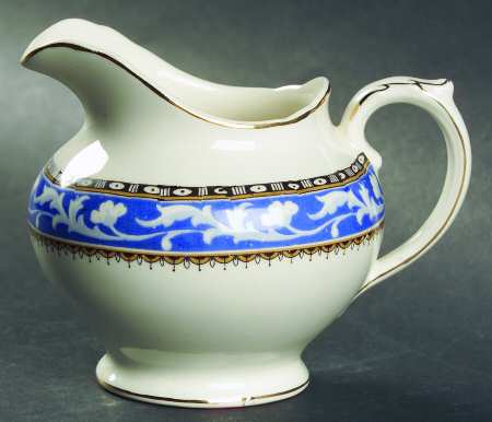 C2174 Creamer