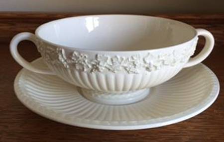 2804 (Edme, All Cream) Footed Cream Soup Bowl & Saucer Set