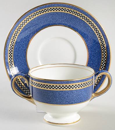 X9764 Footed Bouillon Cup & Saucer