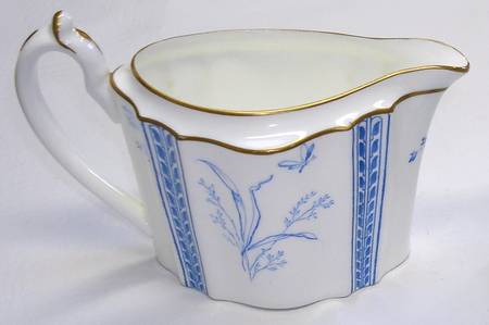 Y2715 Creamer