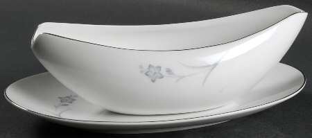 Ballerina Gravy Boat & Underplate/Relish