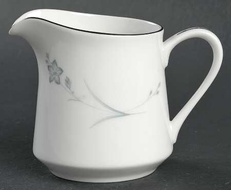Ballerina Creamer