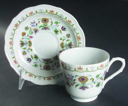 Botanica Footed Cup & Saucer Set