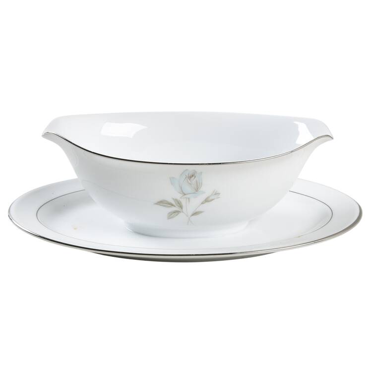 Bridget Gravy Boat with Attached Underplate