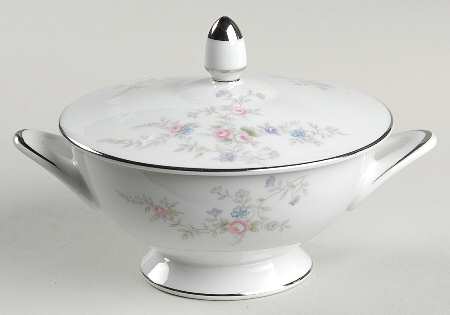 Cambric Sugar Bowl & Lid