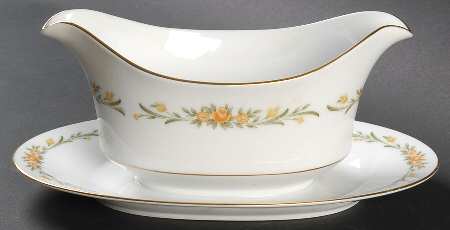 Dulcet Gravy Boat with Attached Underplate
