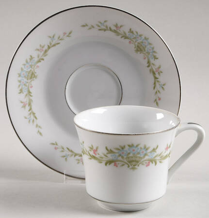 Fauna Flat Cup & Saucer Set