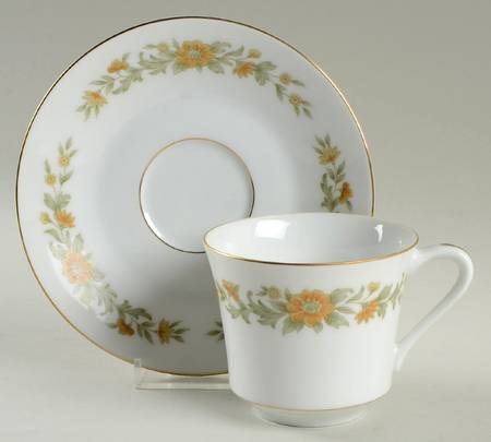Pandora Flat Cup & Saucer Set