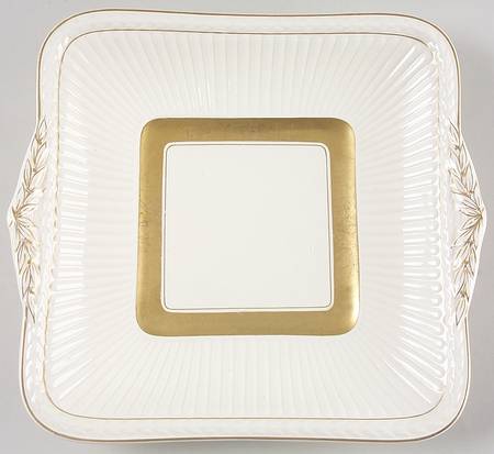 WW97 Square Handled Cake Plate