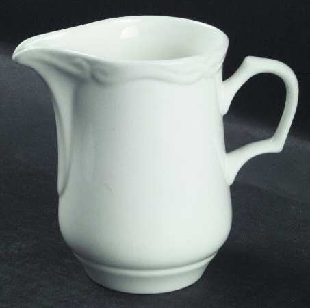 WW105 Creamer by Wedgwood