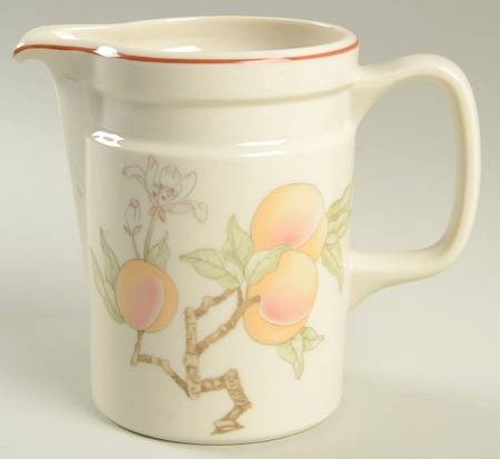 Peach 16 Oz Pitcher