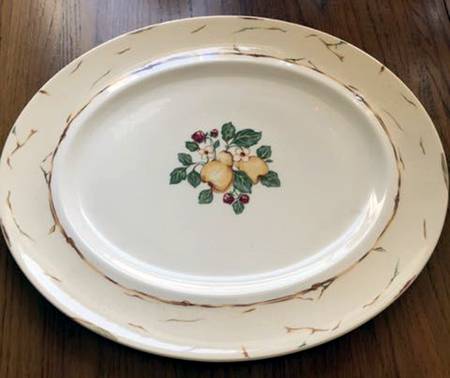 Pears & Berries 14" Oval Serving Platter