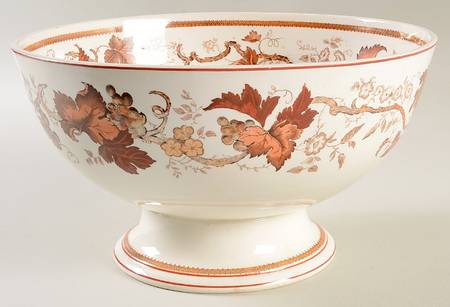 Old Vine Rust Centerpiece