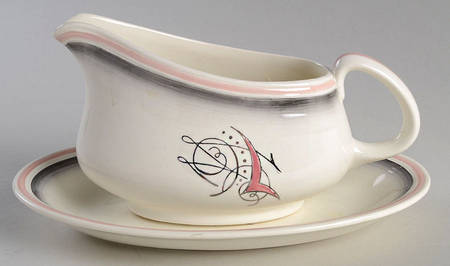 WOO21 Gravy Boat & Underplate