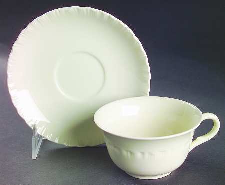 Shell Edge Flat Cup & Saucer Set
