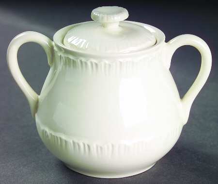 Shell Edge Sugar Bowl & Lid