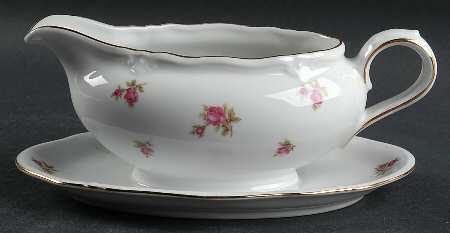 Rosette Gravy Boat with Attached Underplate