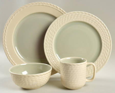 Stone Harbor Seagrass (Green) 4 Piece Place Setting