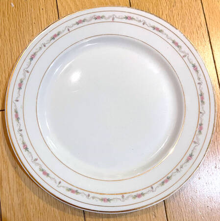 09093 Salad Plate