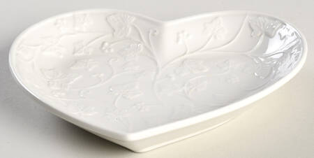 Classic Garden Heart Shaped Dish