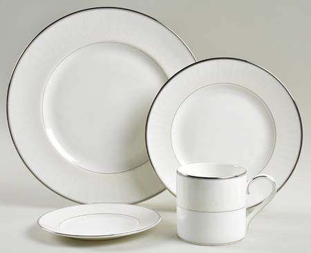 Lismore Platinum 4 Piece Place Setting