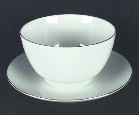 WIG293 Gravy Boat with Attached Underplate