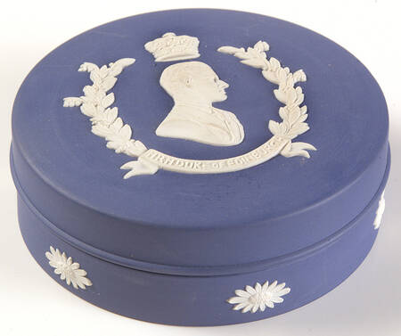 Queen Elizabeth on Royal Blue Jasperware 4" Round Box & Lid