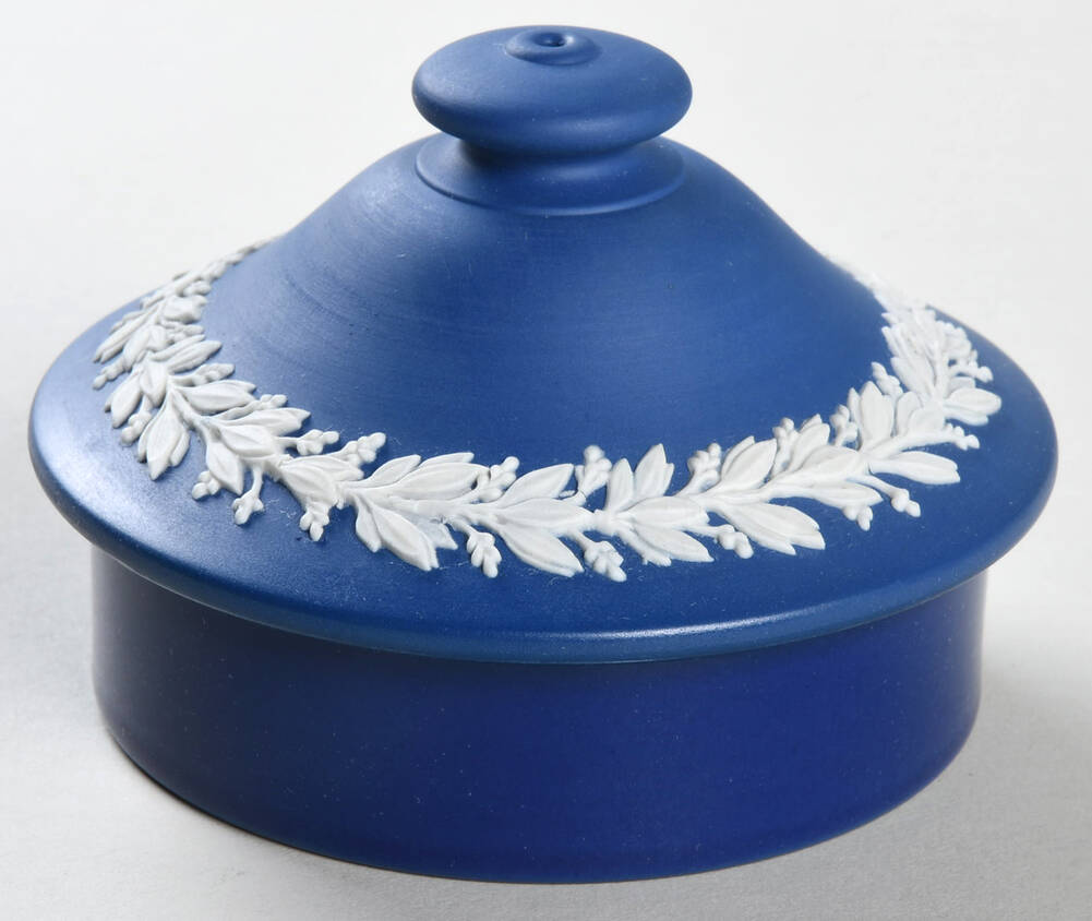 Queen Elizabeth on Royal Blue Jasperware Lid for Teapot